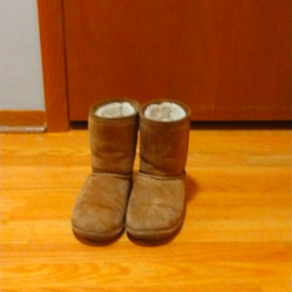 BearPaw boots